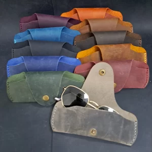 Modern deri gözlük kılıfı