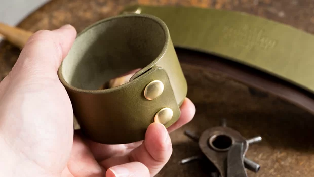 Deri bileklik şablonu resmi