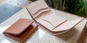 Kapalı deri cüzdan yapılmış resmi